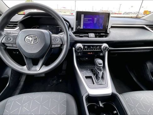 Used 2024 Toyota RAV4 XLE FWD image 14