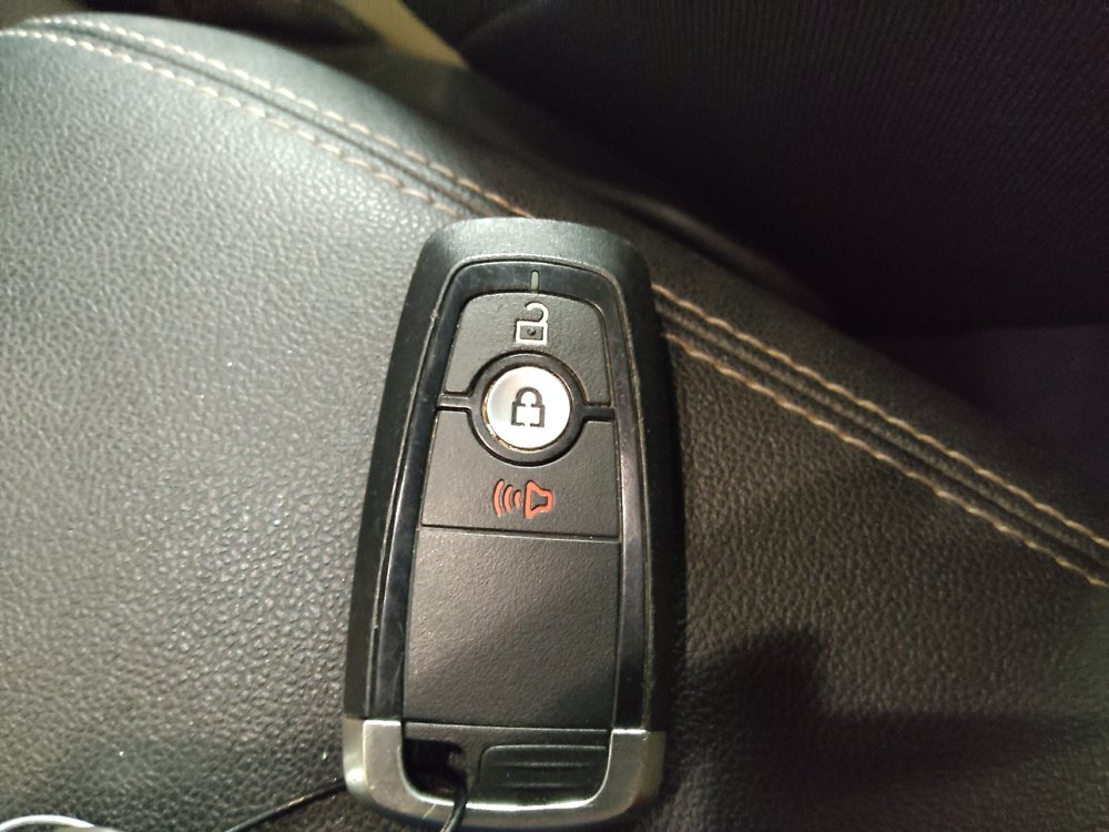 Used 2020 Ford Escape SE FWD image 32