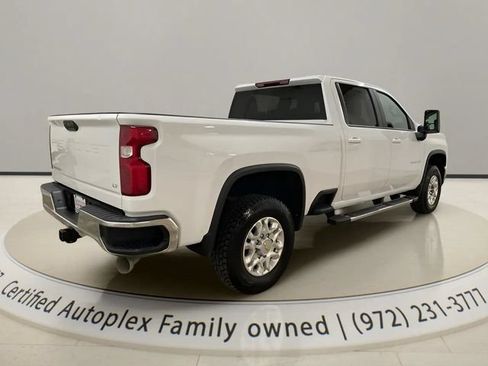Used 2025 Chevrolet Silverado 2500 LT AWD/4WD image 5