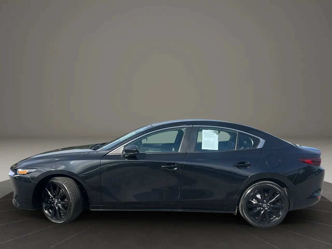 Used 2024 MAZDA MAZDA3 s FWD image 2