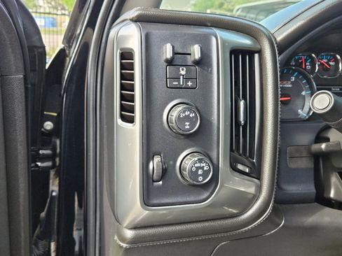 Used 2018 Chevrolet Silverado 2500 LTZ w/ Duramax Plus Package image 22