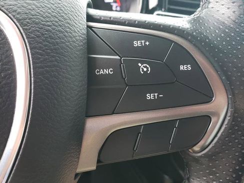 Used 2021 Dodge Durango SXT image 24