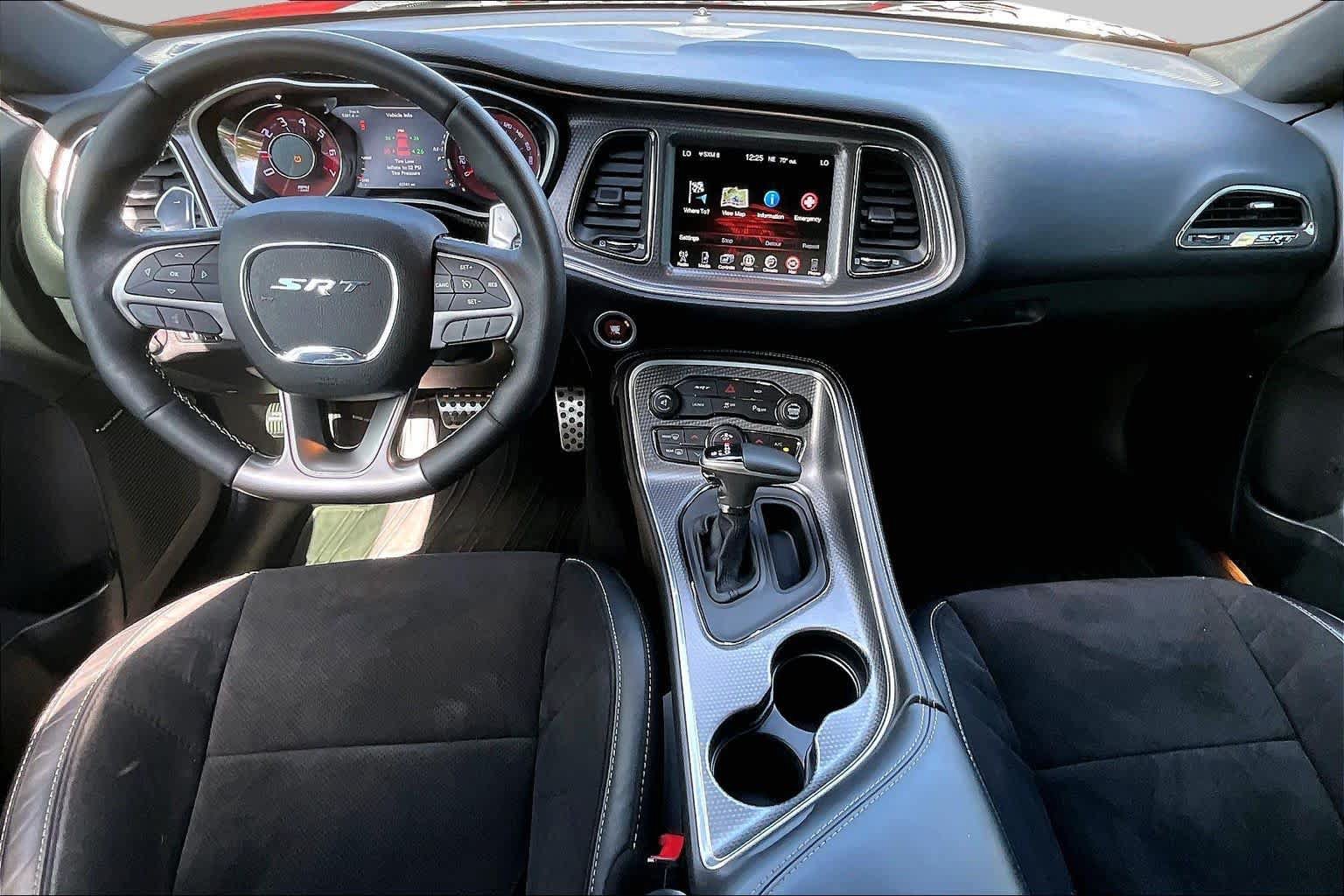 Used 2016 Dodge Challenger SRT Hellcat RWD image 14