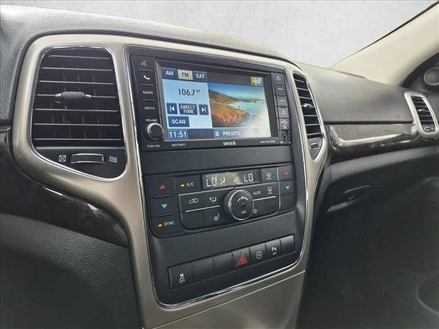 Used 2012 Jeep Grand Cherokee Laredo AWD/4WD image 12