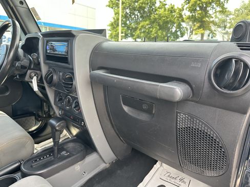 Used 2008 Jeep Wrangler X AWD/4WD image 26