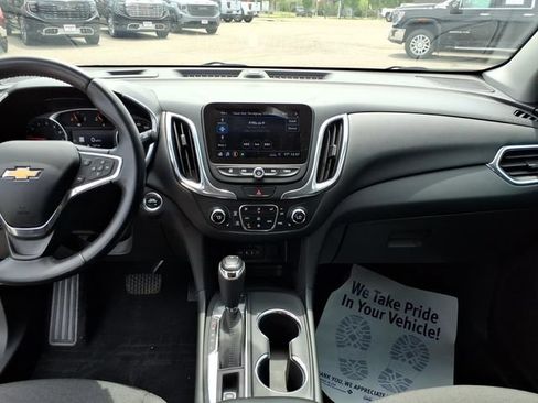 Used 2020 Chevrolet Equinox LT AWD/4WD image 13