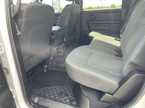 Used 2022 RAM 3500 Tradesman image 17