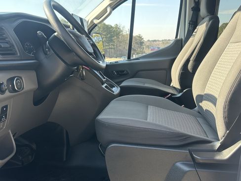 Used 2022 Ford Transit 350 XLT image 12