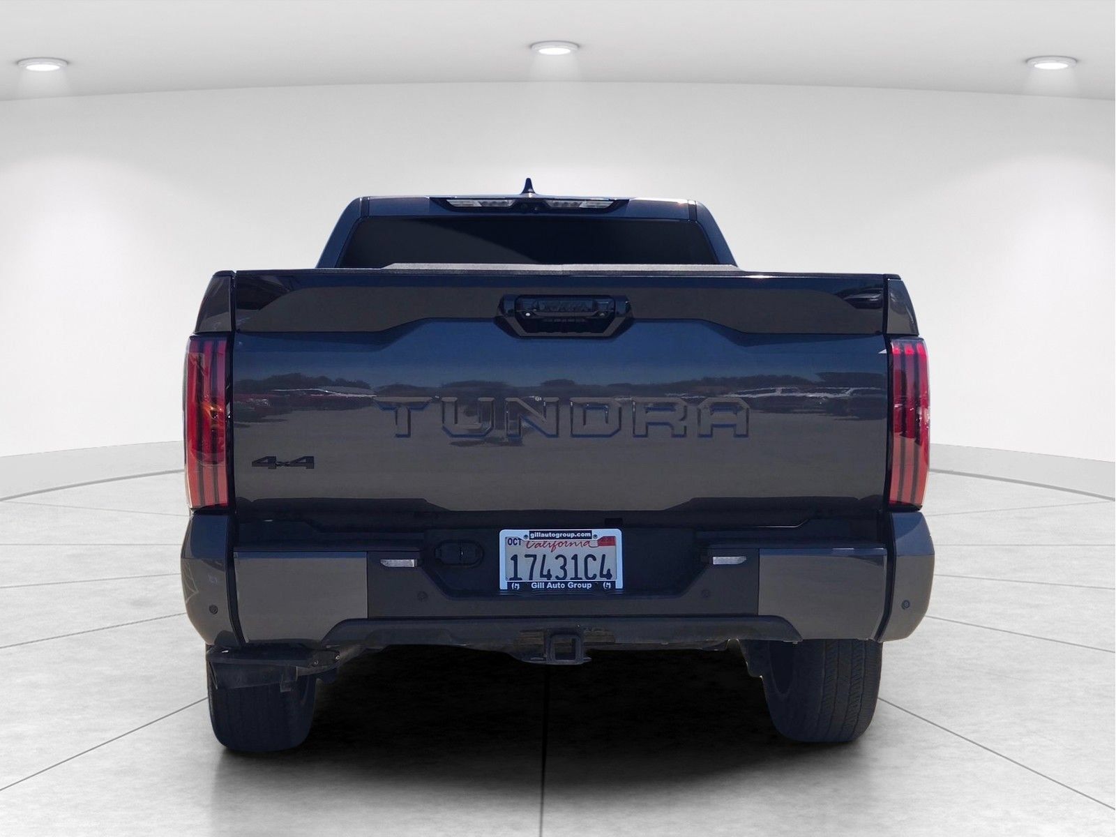 Used 2024 Toyota Tundra Platinum AWD/4WD image 5