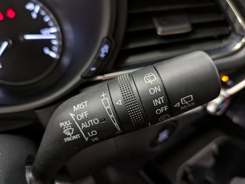 Used 2023 MAZDA CX-30 AWD 2.5 S w/ Preferred Package image 18