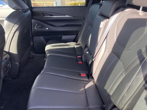 Certified 2025 INFINITI QX60 Sensory w/ Cargo Package image 12