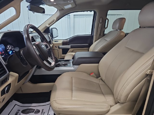 Used 2018 Ford F150 Lariat w/ Equipment Group 502A Luxury AWD/4WD image 9