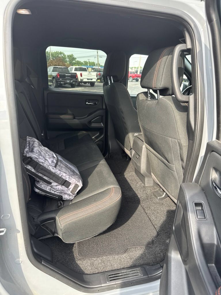 Used 2024 Nissan Frontier PRO-4X w/ Off-Road Protection Package AWD/4WD image 39