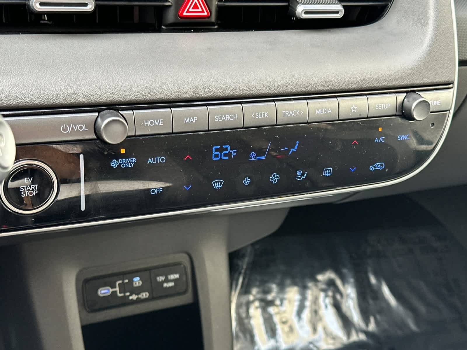 Used 2025 Hyundai Ioniq 5 SE RWD image 22