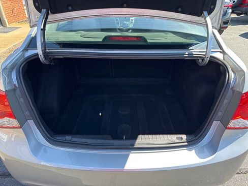 Used 2016 Chevrolet Cruze LT w/ Sun And Sound Package FWD image 13