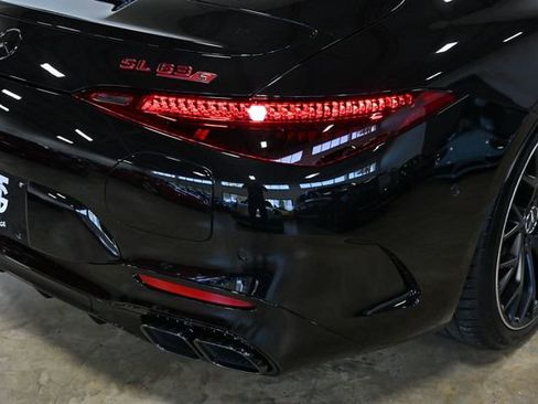 Used 2026 Mercedes-Benz SL 63 AMG S e Performance 4MATIC image 23