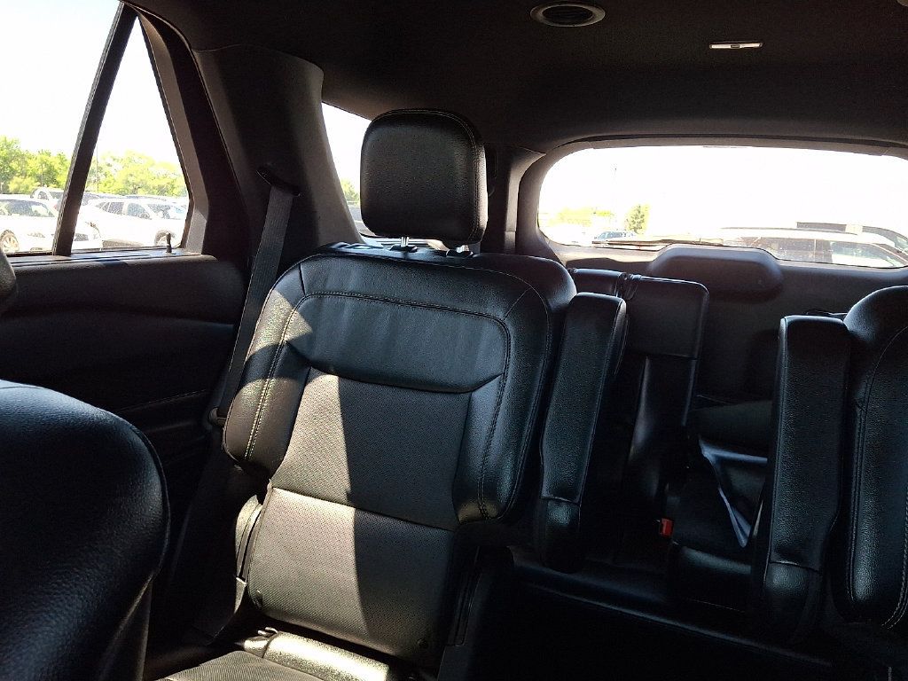Used 2020 Ford Explorer Limited w/ Class III Trailer Tow Package AWD/4WD image 19