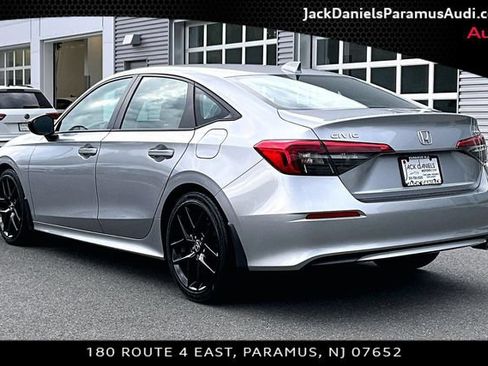 Used 2024 Honda Civic Sport image 10