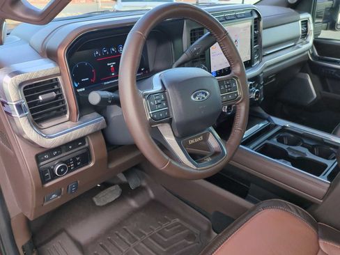 Used 2024 Ford F250 King Ranch w/ FX4 Off-Road Package AWD/4WD image 10