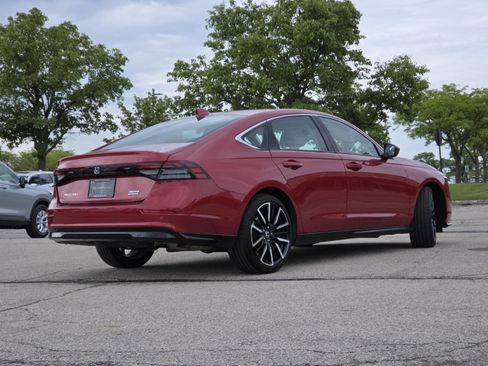Certified 2025 Honda Accord Touring image 24