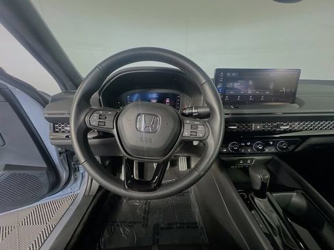 Used 2023 Honda Accord Sport image 14