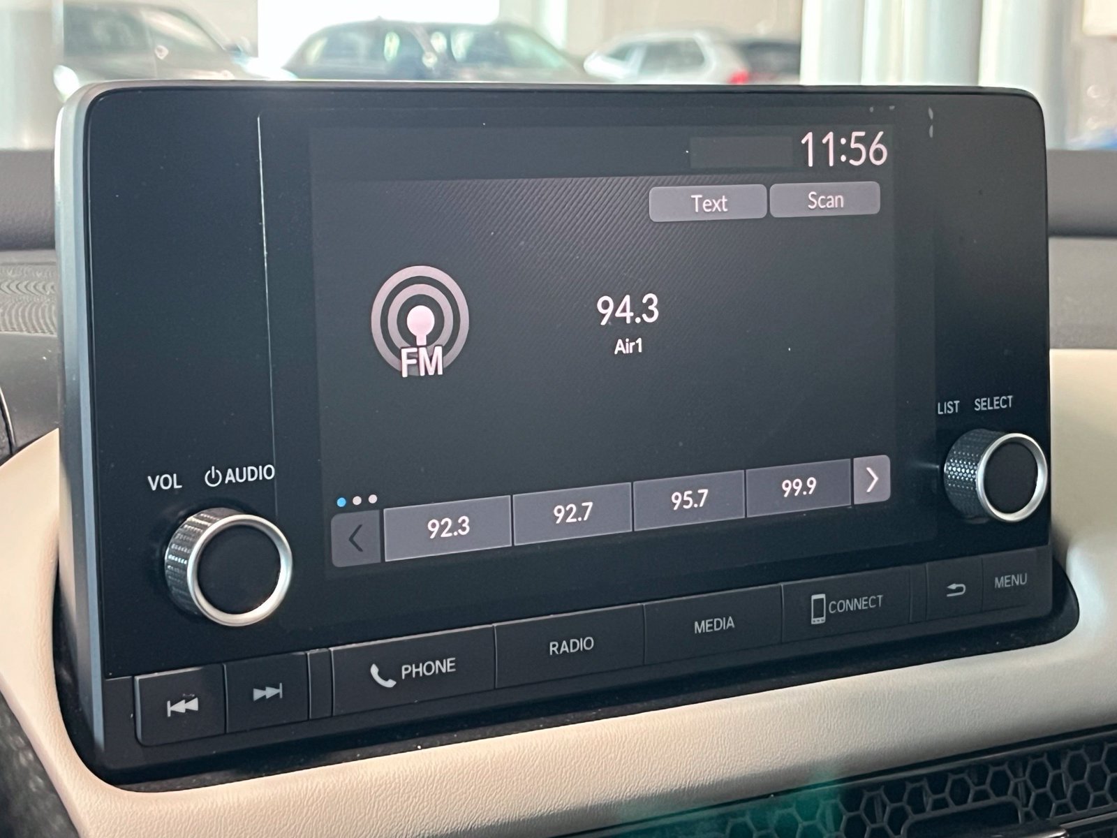 Used 2024 Honda HR-V LX image 20