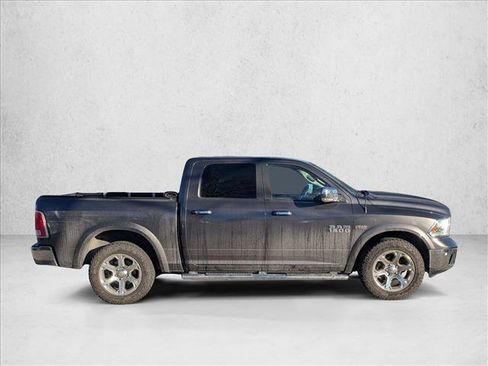 Used 2017 RAM 1500 Laramie w/ Convenience Group image 4