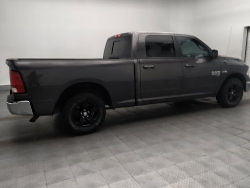 Used 2020 RAM 1500 Classic SLT RWD image 10