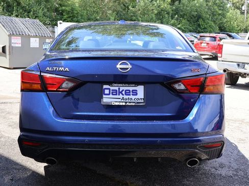 Used 2024 Nissan Altima 2.5 SR FWD image 6