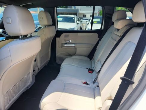 Used 2026 Mercedes-Benz GLB 250 4MATIC image 16