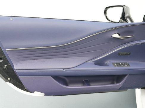 Used 2024 Lexus LC 500 Convert w/ Inspiration Series image 40