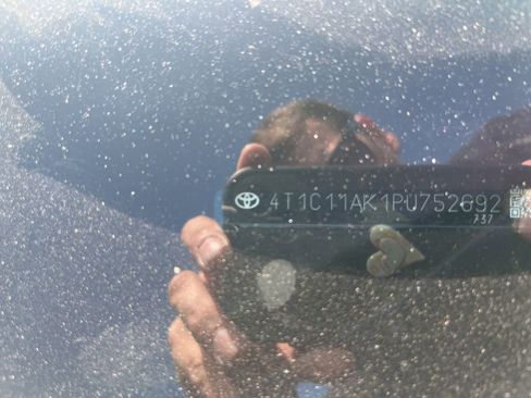 Used 2023 Toyota Camry LE image 9