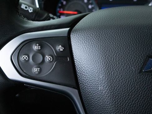 Used 2023 Chevrolet Traverse LT AWD/4WD image 18
