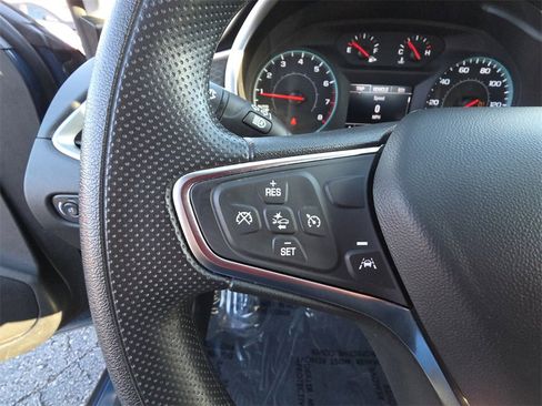 Used 2025 Chevrolet Malibu LT image 18