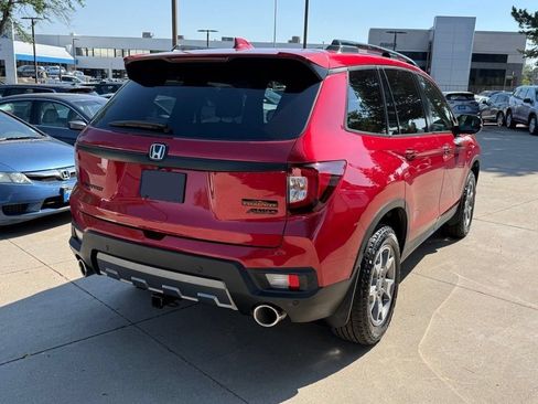 Used 2023 Honda Passport TrailSport image 10