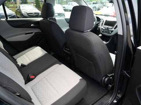 Used 2022 Chevrolet Equinox LT AWD/4WD image 29