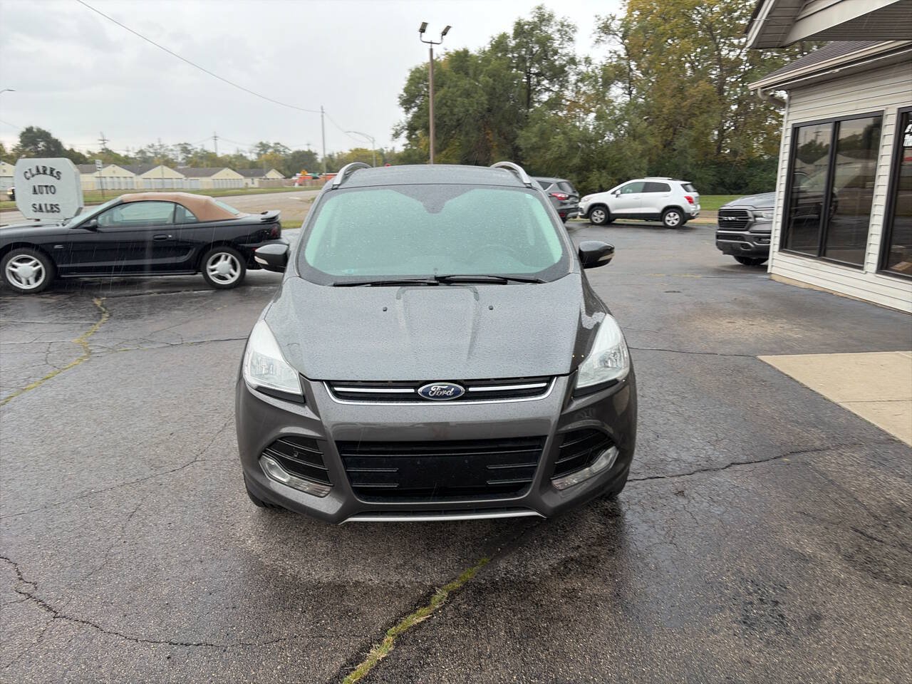 Used 2016 Ford Escape Titanium FWD image 6