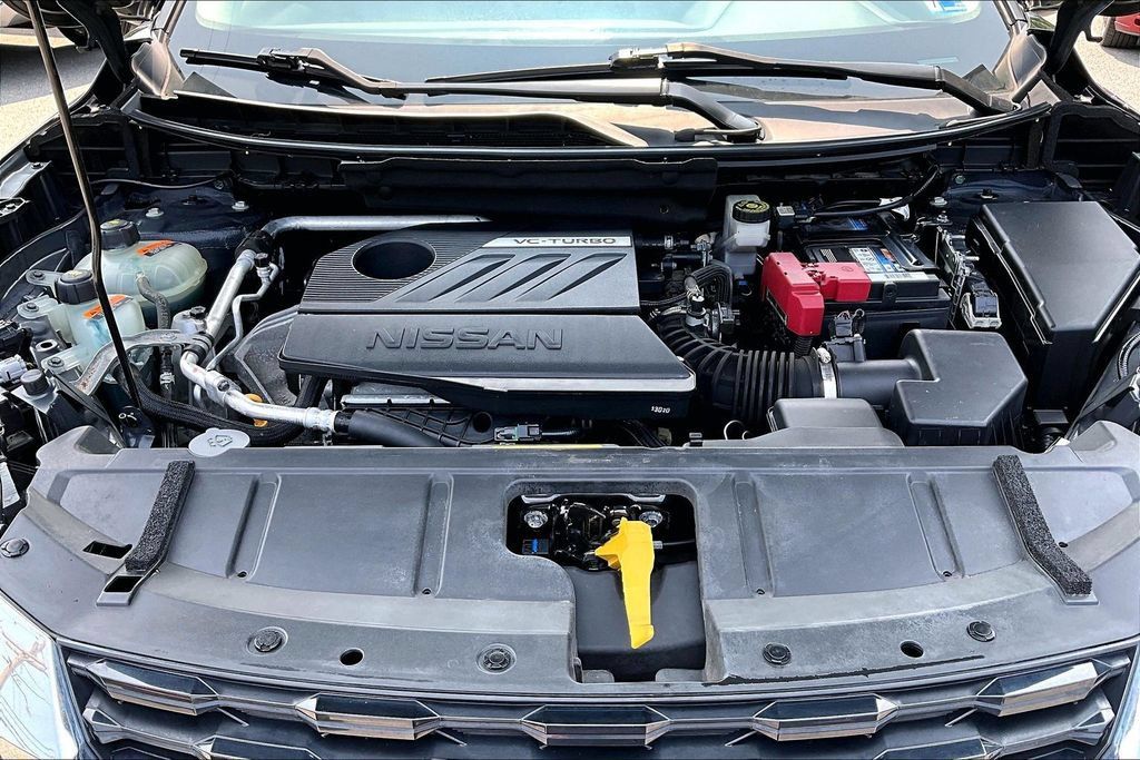 Used 2023 Nissan Rogue SV AWD/4WD image 30