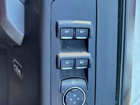 Used 2018 Ford F150 XLT w/ Equipment Group 302A Luxury image 22