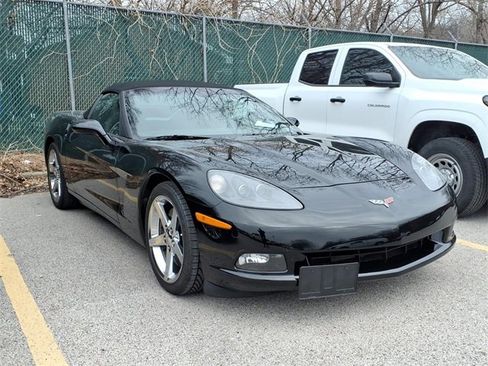 Used 2006 Chevrolet Corvette Convertible w/ Preferred Equipment Group image 4
