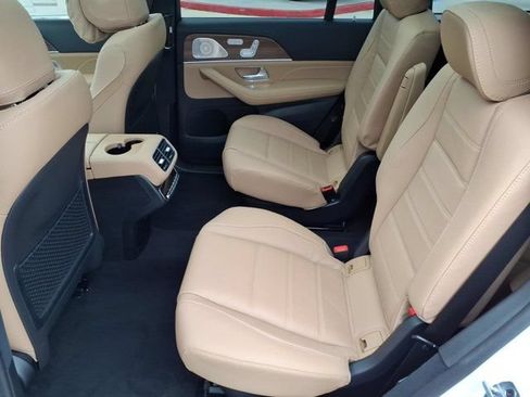 New 2026 Mercedes-Benz GLS 580 4MATIC image 17