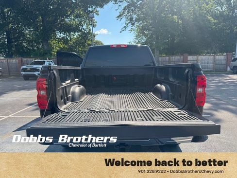 Used 2018 Chevrolet Silverado 1500 LT w/ All Star Edition AWD/4WD image 38