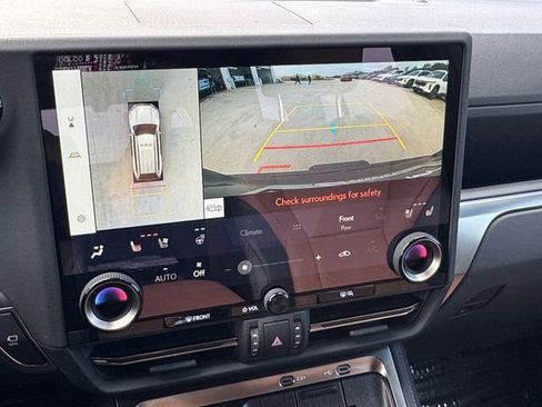 Used 2025 Lexus GX 550 550 Luxury+ image 9