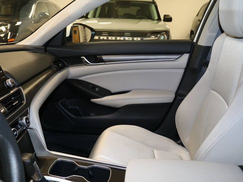 Used 2022 Honda Accord LX image 71