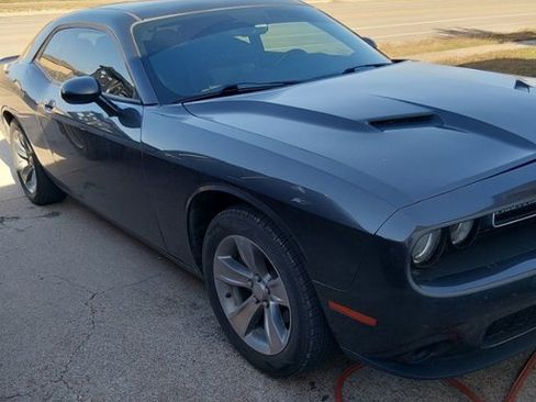 Used 2019 Dodge Challenger SXT w/ Cold Weather Group image 3