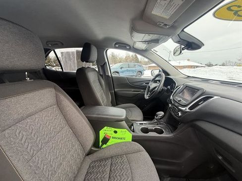 Used 2023 Chevrolet Equinox LT image 10