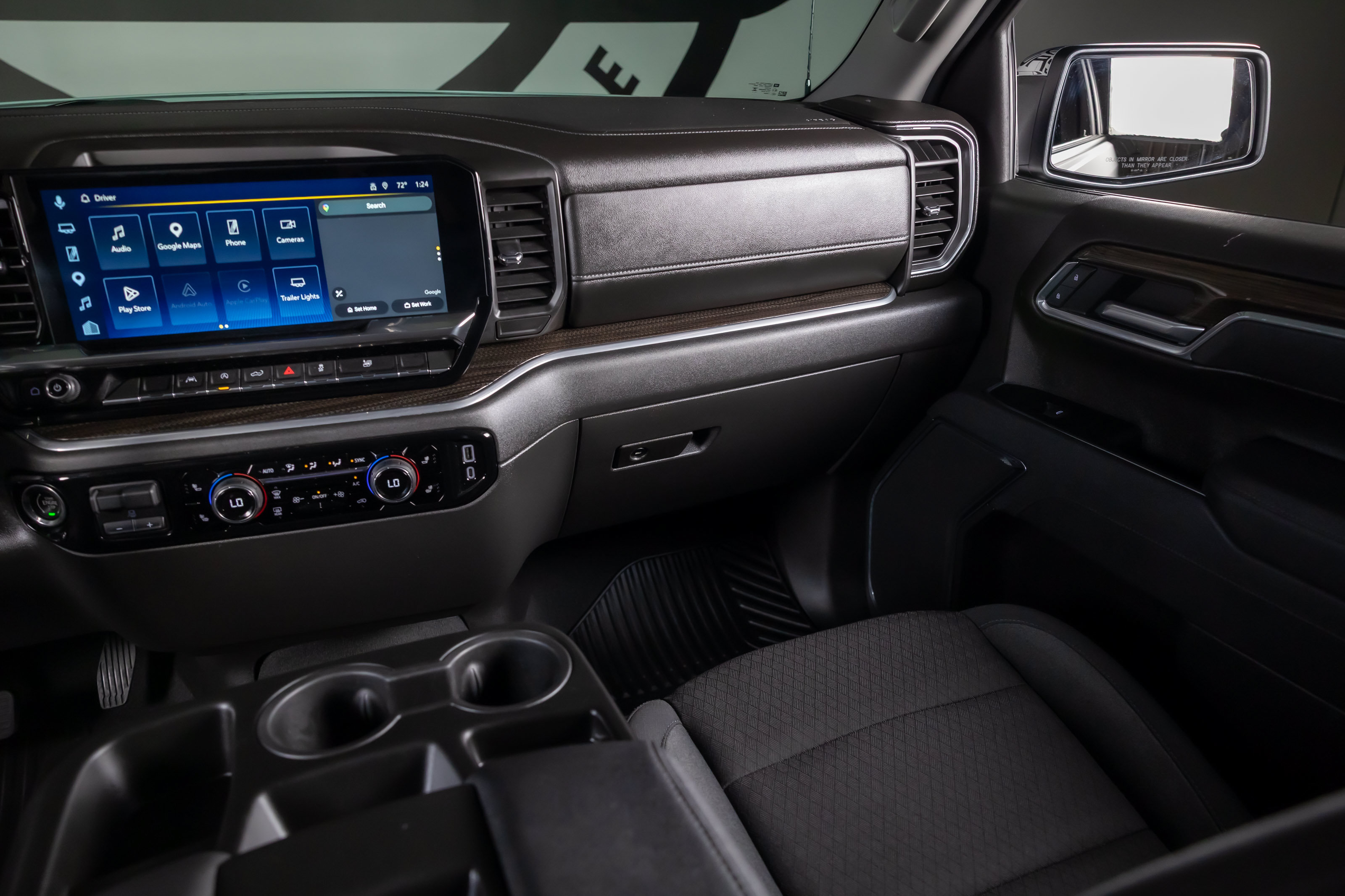 Used 2025 Chevrolet Silverado 1500 LT AWD/4WD image 8