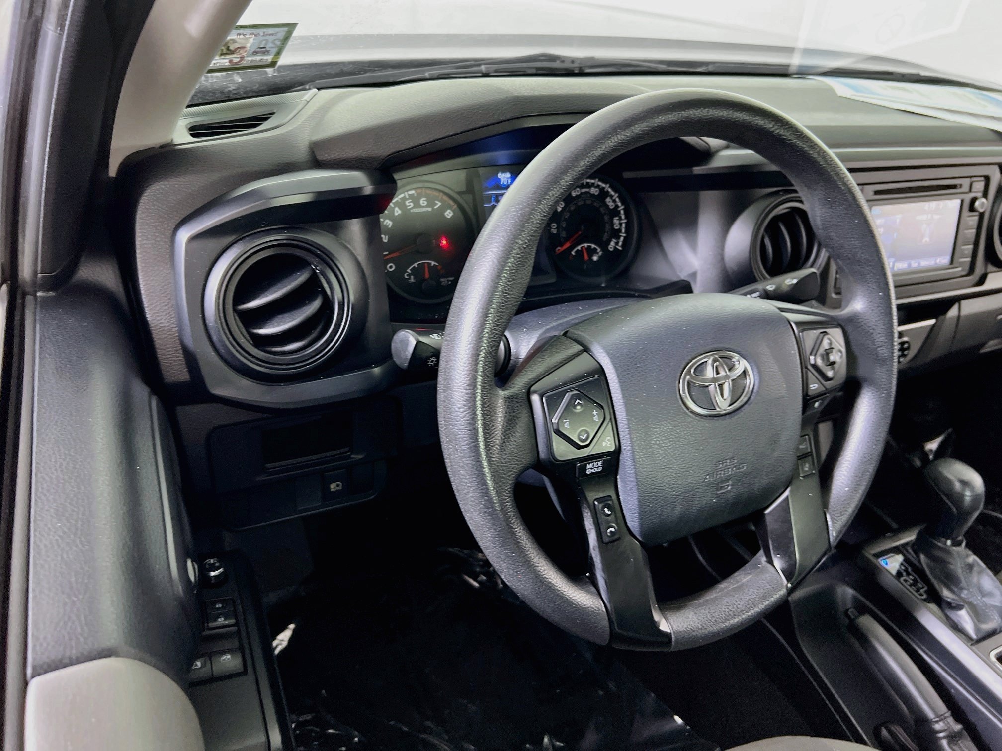 Used 2018 Toyota Tacoma SR w/ SR Convenience Package AWD/4WD image 20