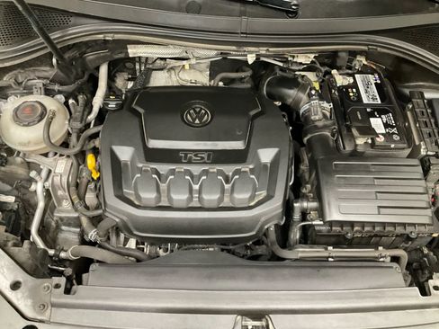 Used 2020 Volkswagen Tiguan SEL image 15