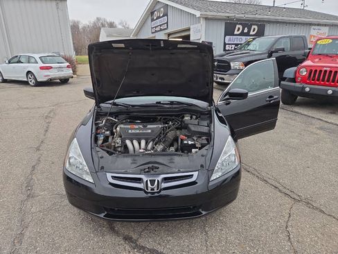 Used 2004 Honda Accord LX image 38